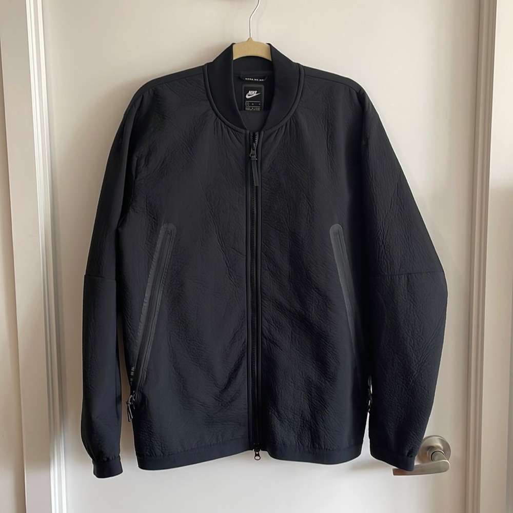 Nike Tech Woven Jacket & Pants